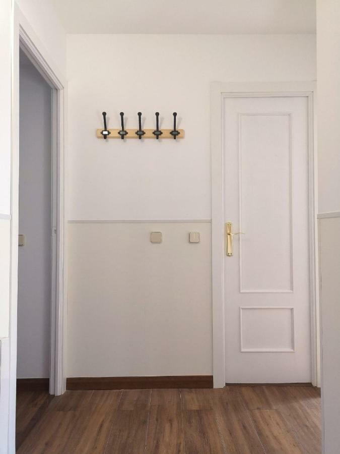 Apartamento En Centro Historico De San Lorenzo De El Escorial Exterior foto